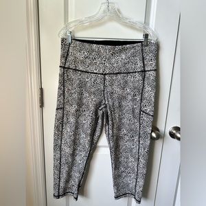 Knock out by victoria sport size xl Capri